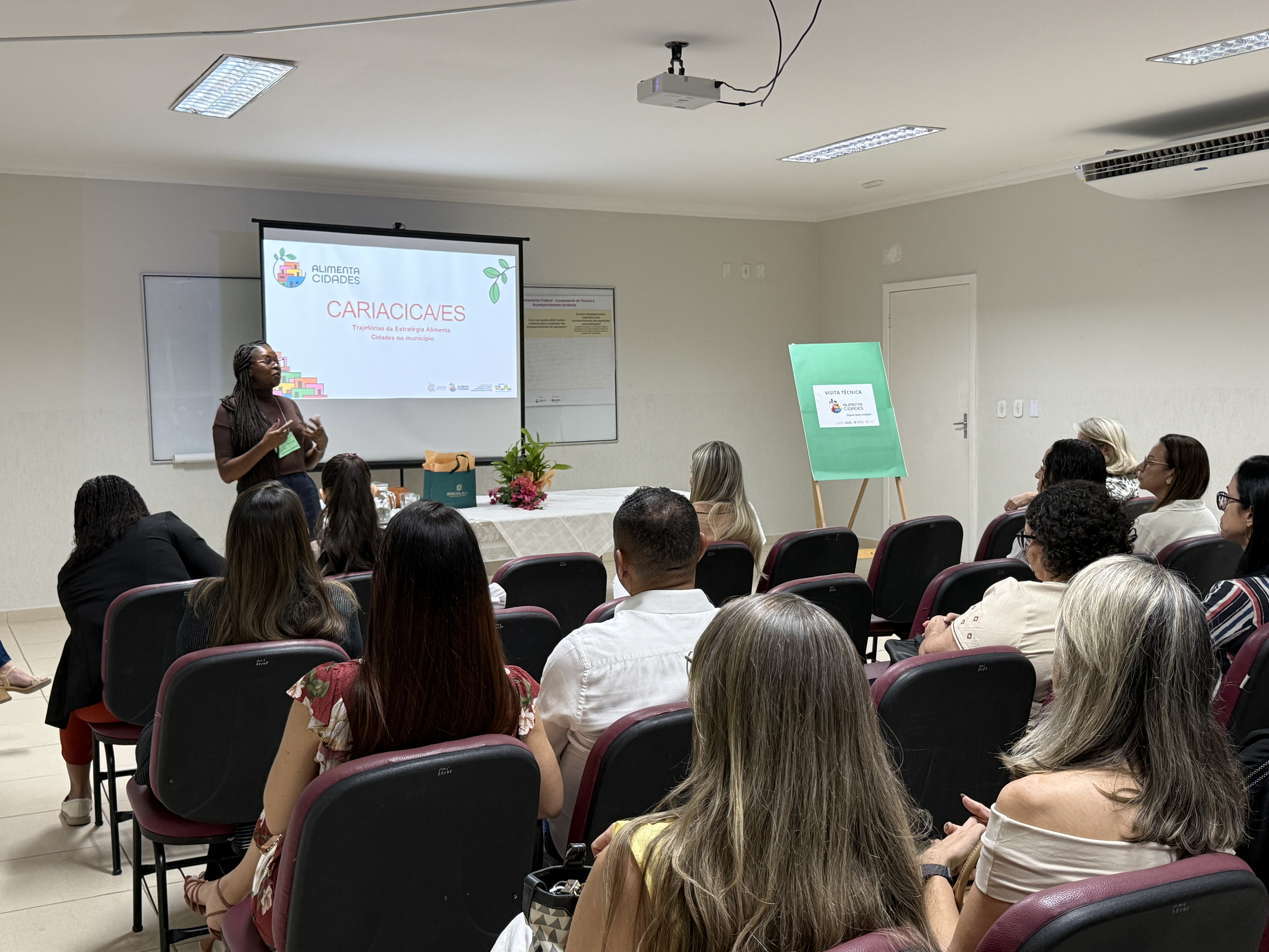 Cariacica recebe visita técnica de representante da Estratégia Alimenta Cidades