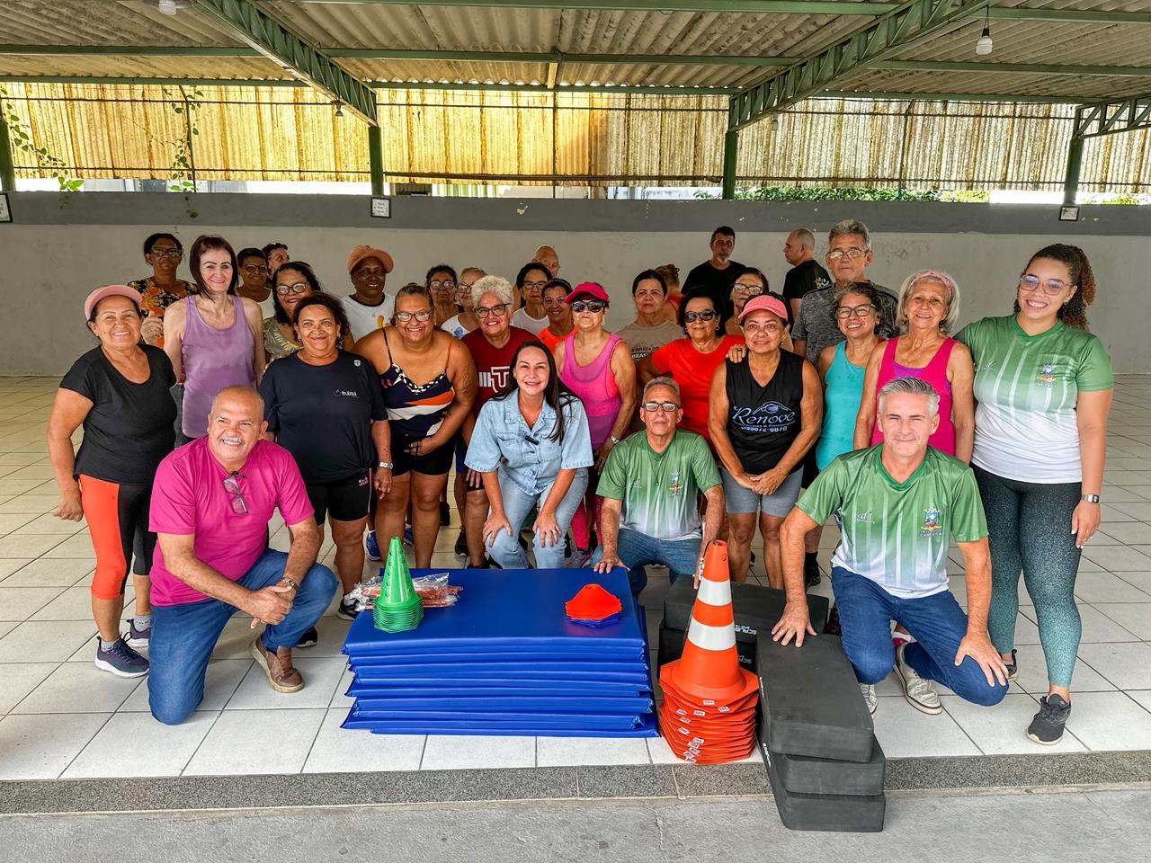 Núcleo Esportivo de Nova Brasília recebe materiais para circuito funcional