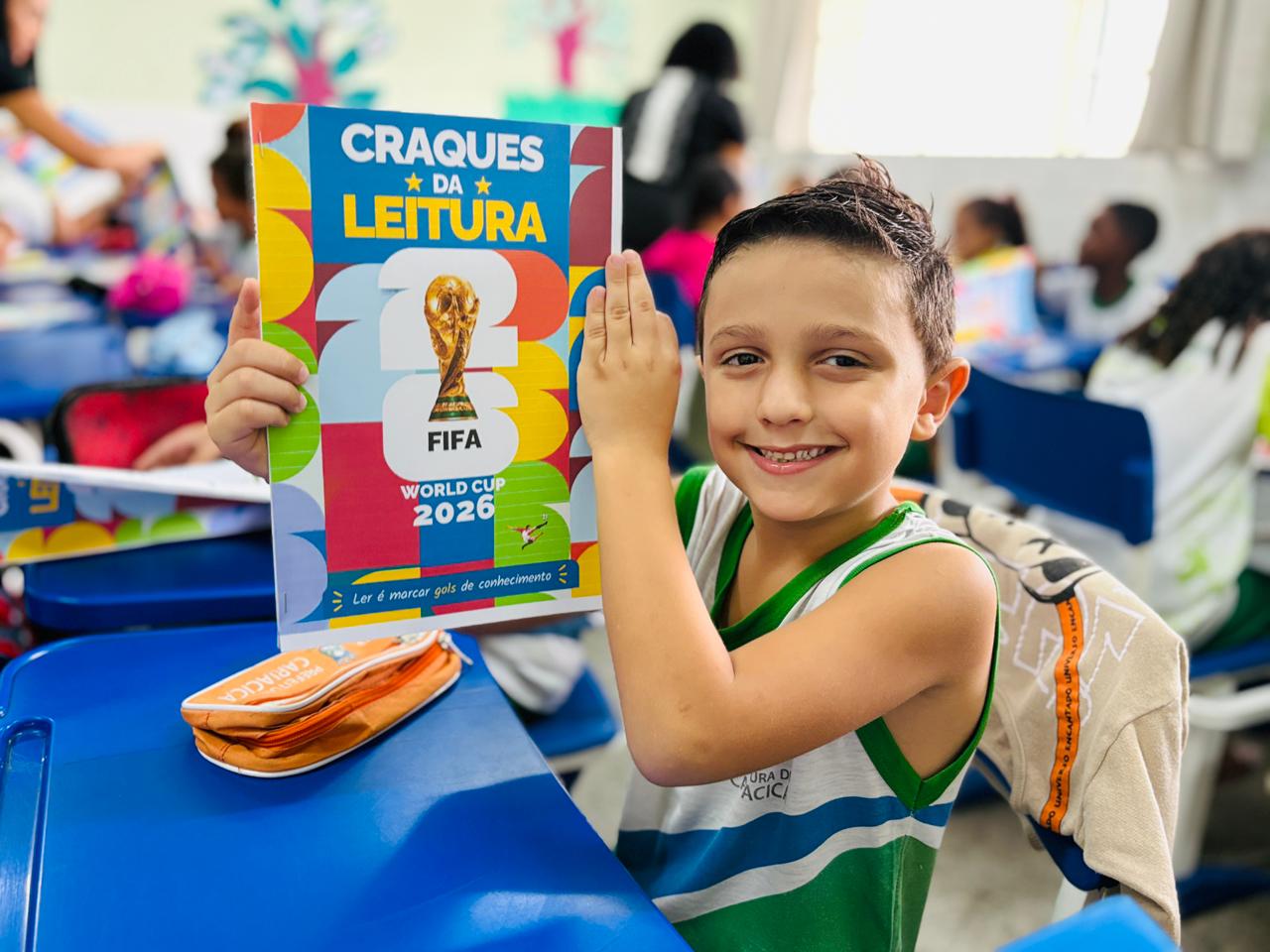 Copa do Mundo: professoras desenvolvem álbum de figurinhas com foco na alfabetização