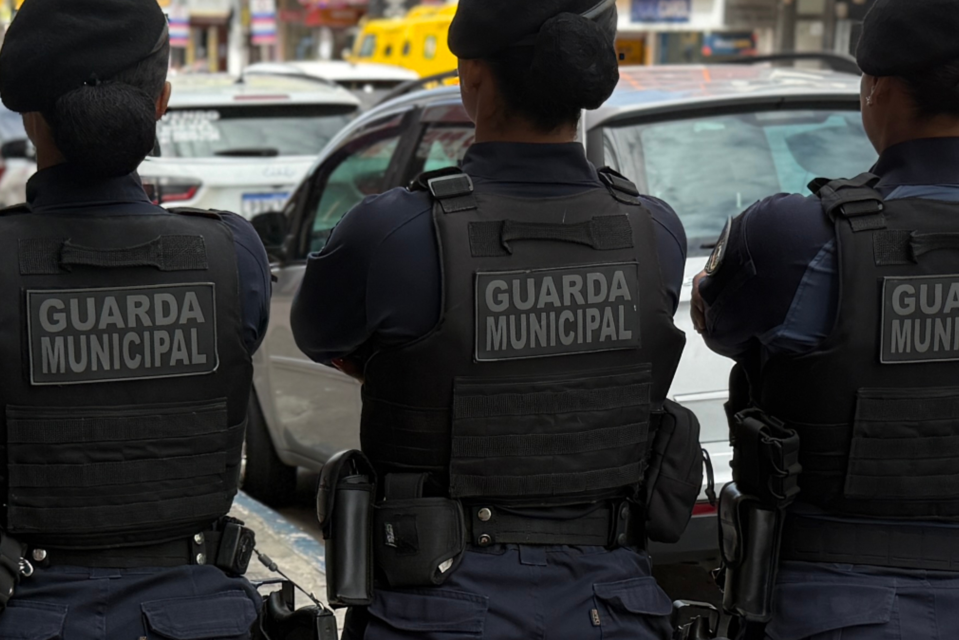 Patrulha da Mulher conduz suspeito após ameaças contra familiar em Itacibá