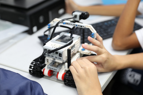 Divulgada lista de inscritos e projetos aprovados para a I Feira de Ciência, Tecnologia e Inovação
