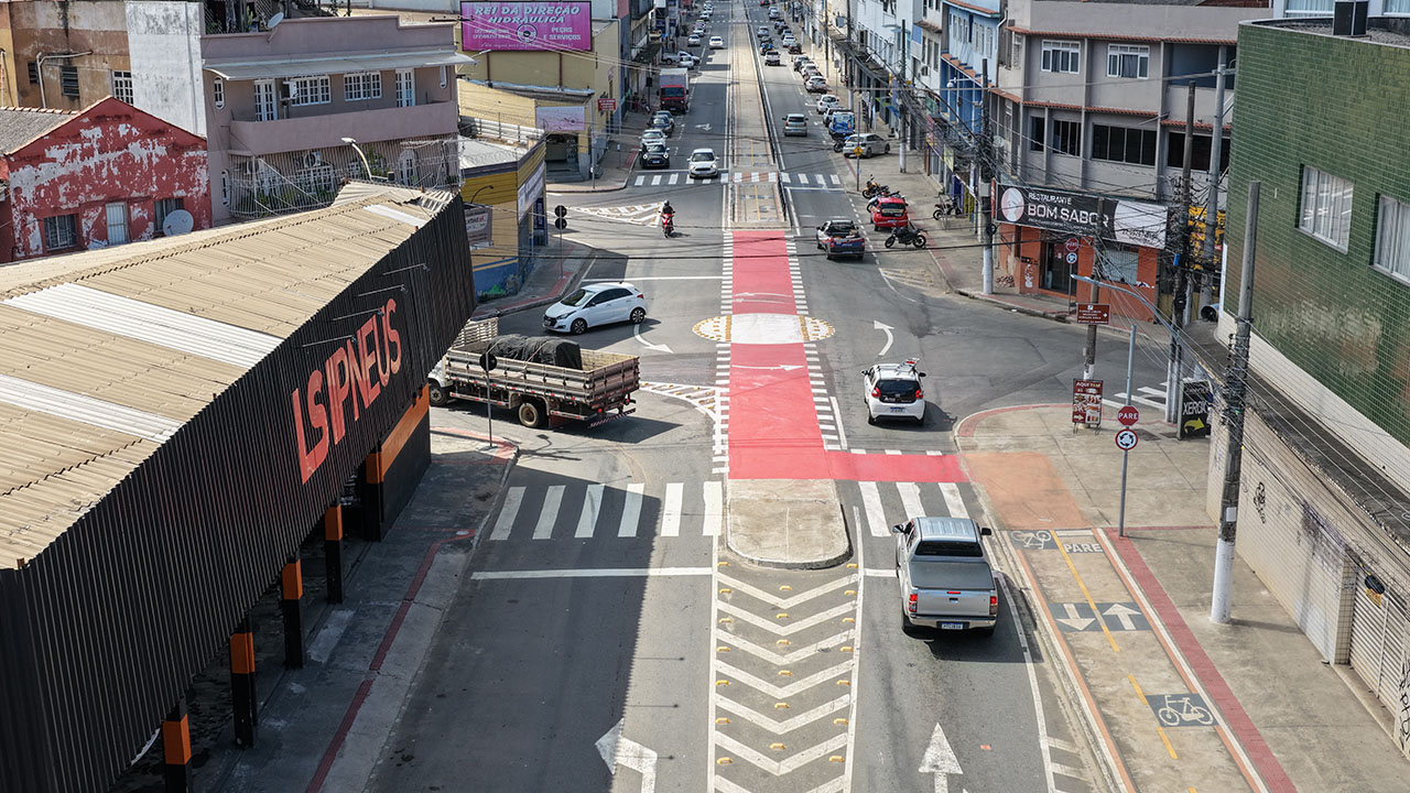 Nova rotatória em Jardim América otimiza fluxo de veículos e elimina retenções