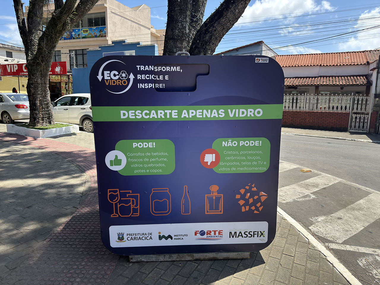 Cariacica amplia pontos de coleta de vidro em espaços públicos