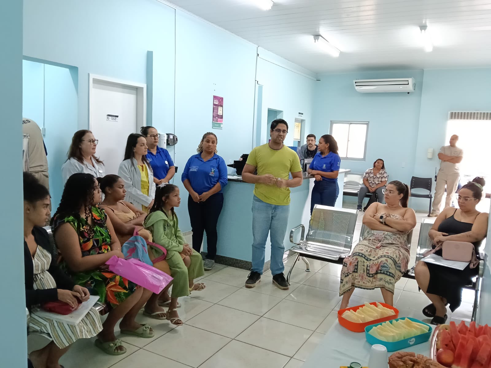 Encontro de gestantes une orientação, acolhimento e entrega de kit maternidade 