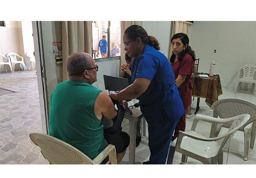 Hiperdia: Saúde leva orientações sobre hipertensão e diabetes para moradores de Nova Brasília