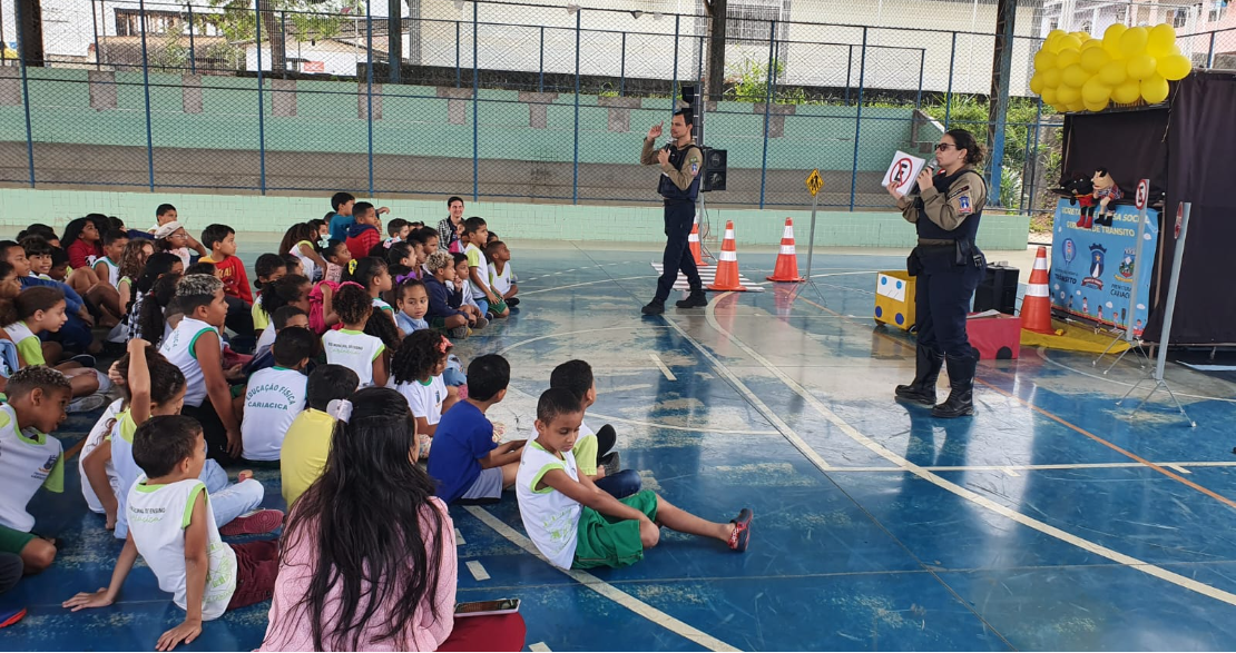 Maio Amarelo: mini cidade em escola ensina sobre atitudes responsáveis no trânsito 