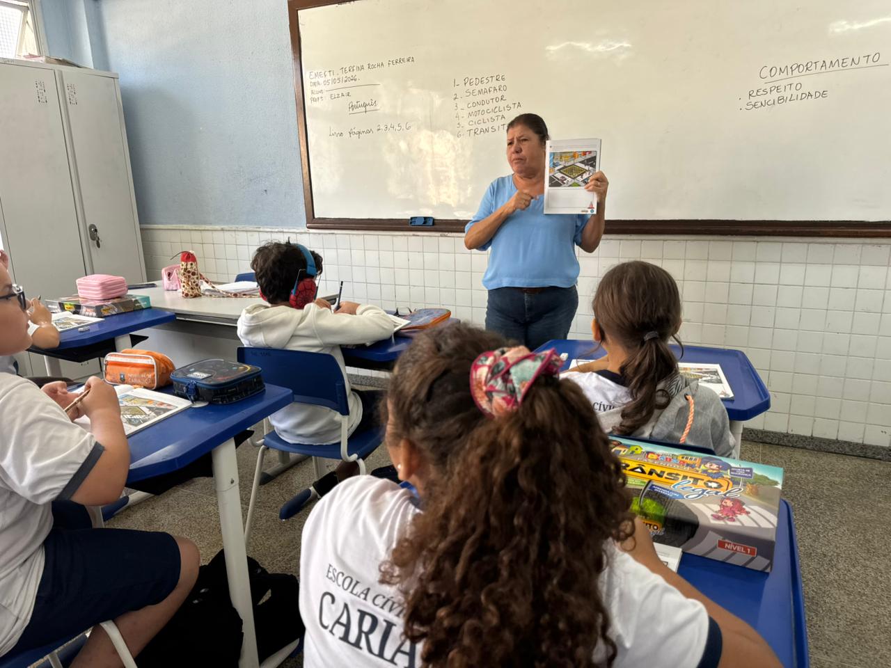 Alunos da rede municipal de Cariacica reforçam aprendizado com kits do projeto Trânsito Legal