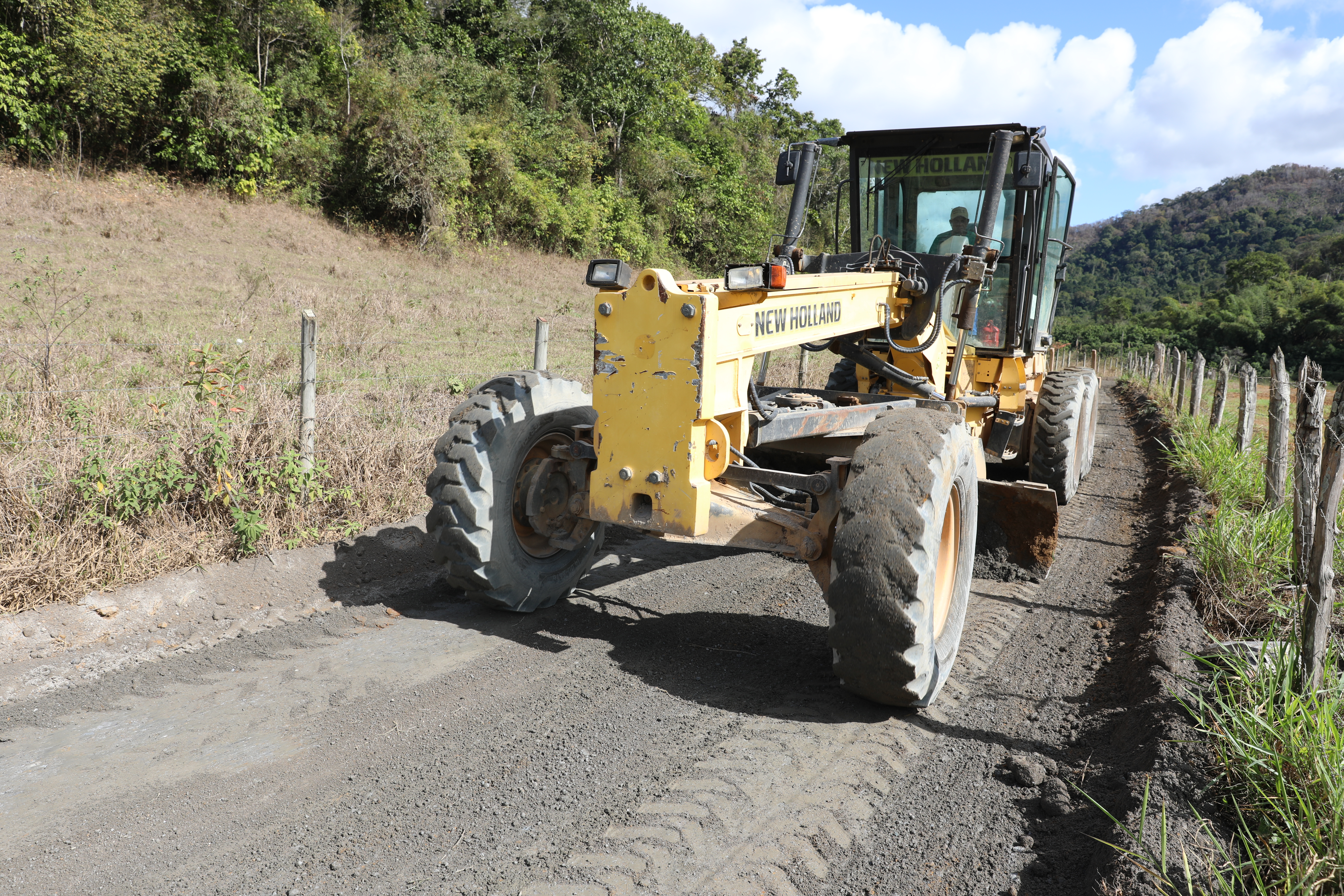 Retrospectiva 2025: Melhorias em mais de 150 quilômetros de estradas e incentivo a produtores refletem ações e investimentos na área rural