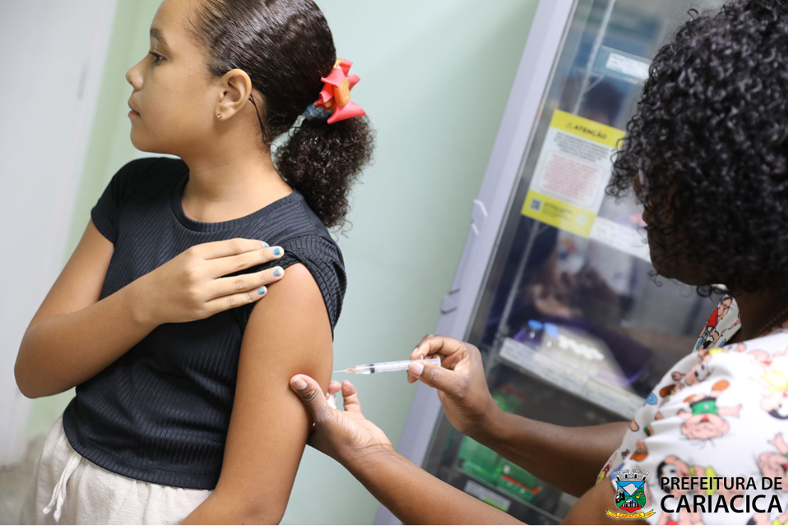 Cariacica amplia público da vacinação contra dengue para a faixa etária de 10 a 14 anos 