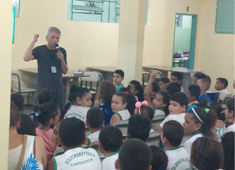 Programa 'Transparência Cariacica' visita Escola Angelo Zani em Mucuri 