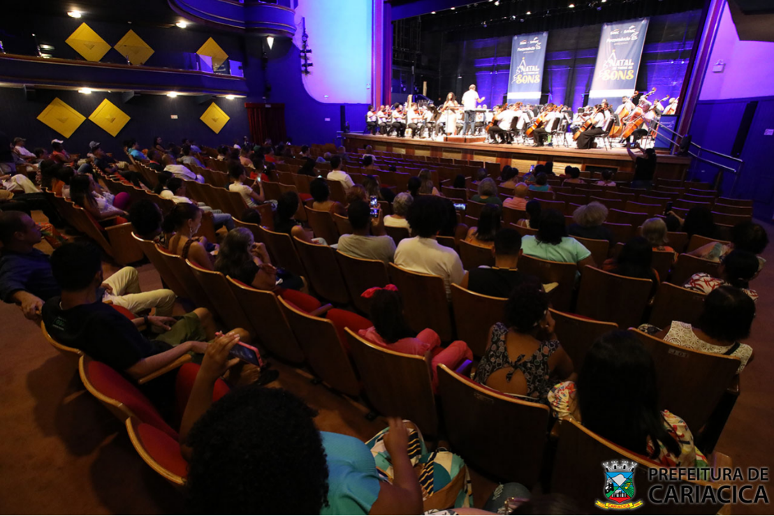 Secretaria de Assistência Social leva grupo de pessoas em situação de rua a ensaio da Orquestra Sinfônica