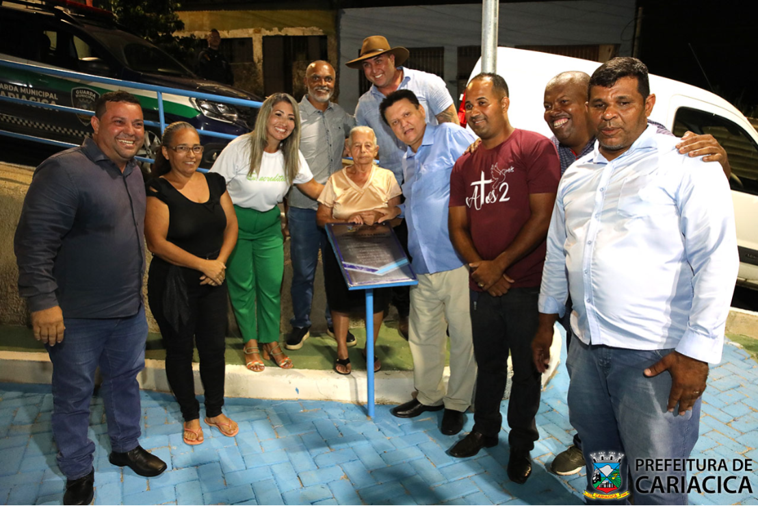 Praça e ruas de Santa Rosa são inauguradas; praça recebe nome de importante líder comunitário