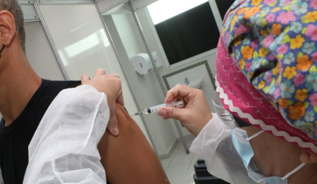 Covid-19: Cariacica amplia vacinação para trabalhadores da Educação