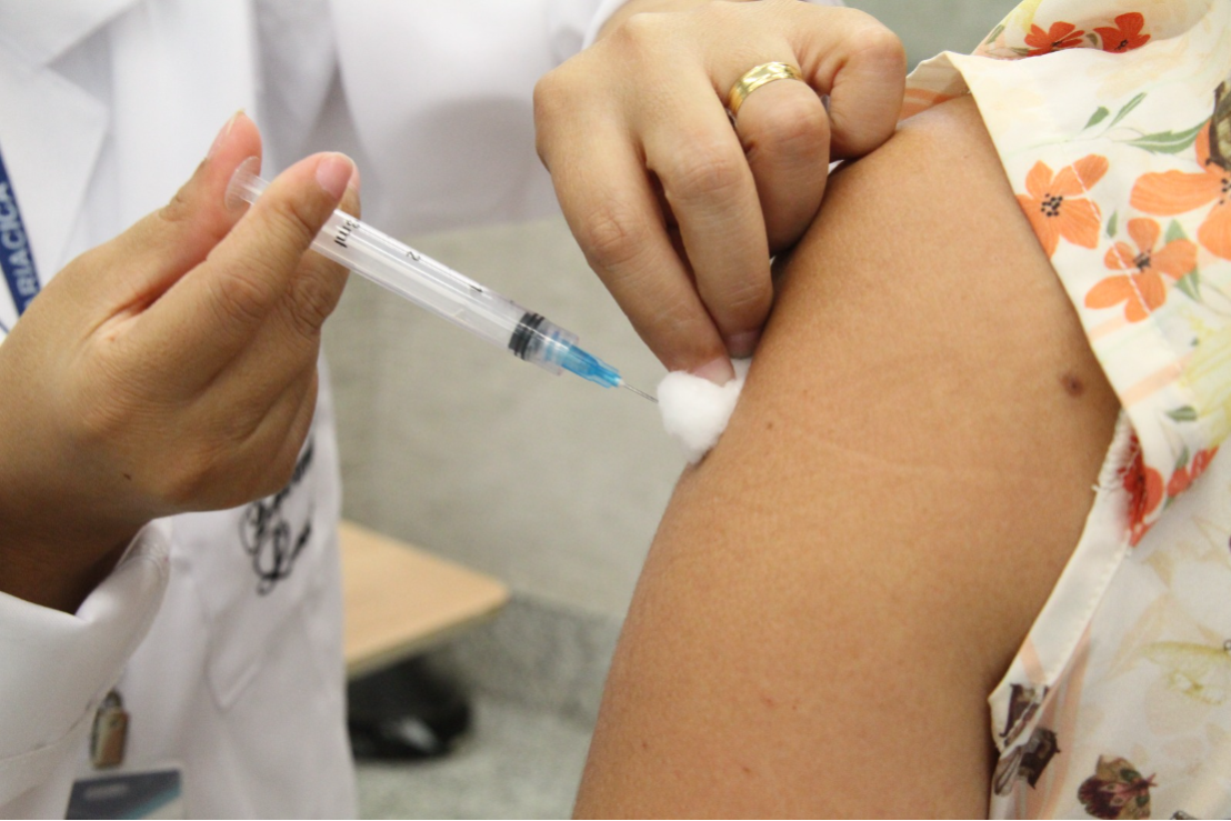 Vacinação contra Covid-19 hepatite HPV neste sábado (23) no Shopping Moxuara