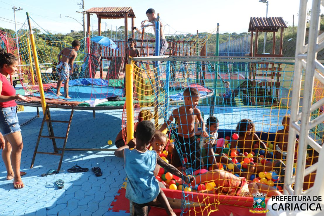 Ponto viciado de lixo é transformado em praça no Bairro Aparecida