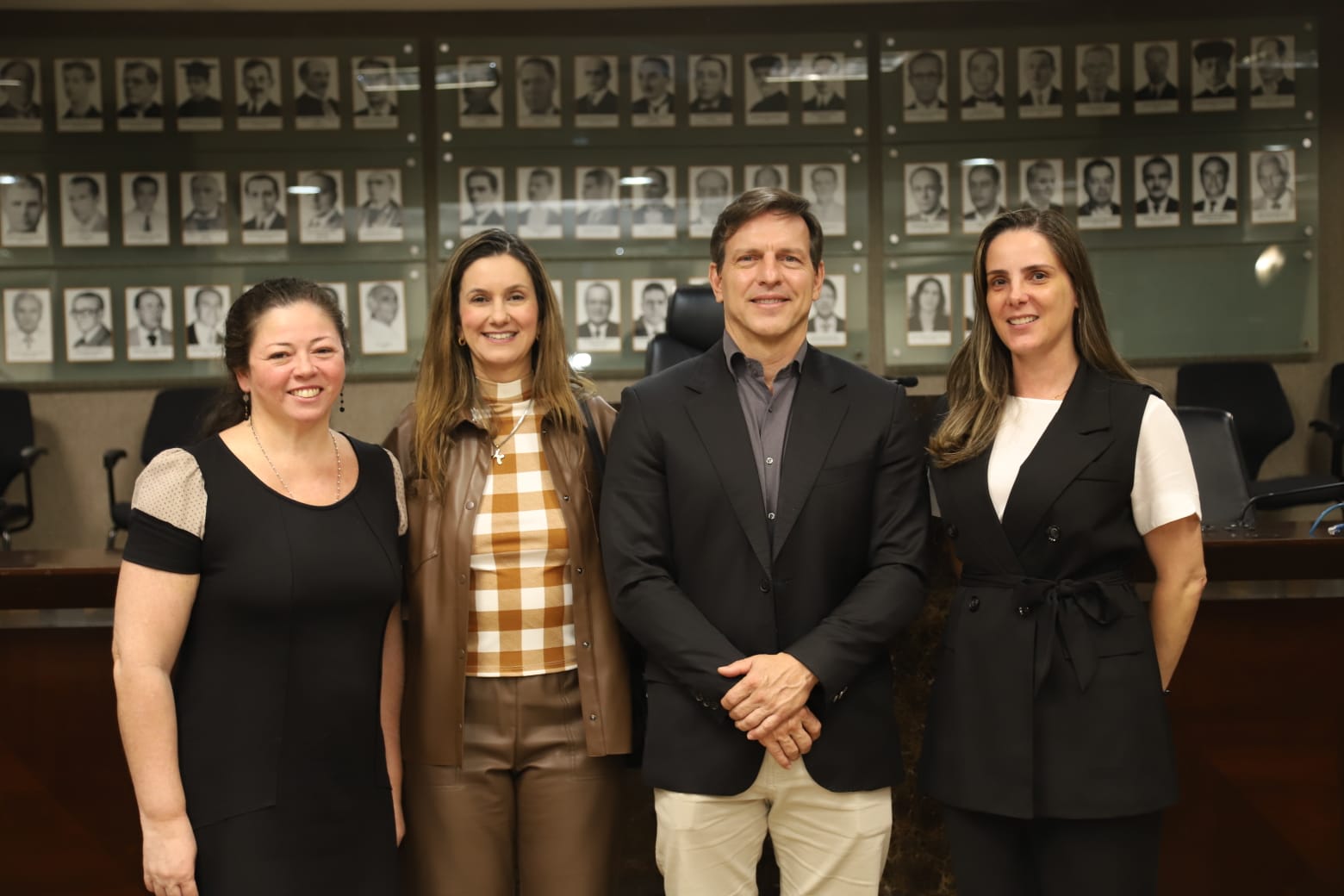 Vigilância Sanitária de Cariacica participa de treinamento sobre rastreabilidade e defesa do consumidor no MPES