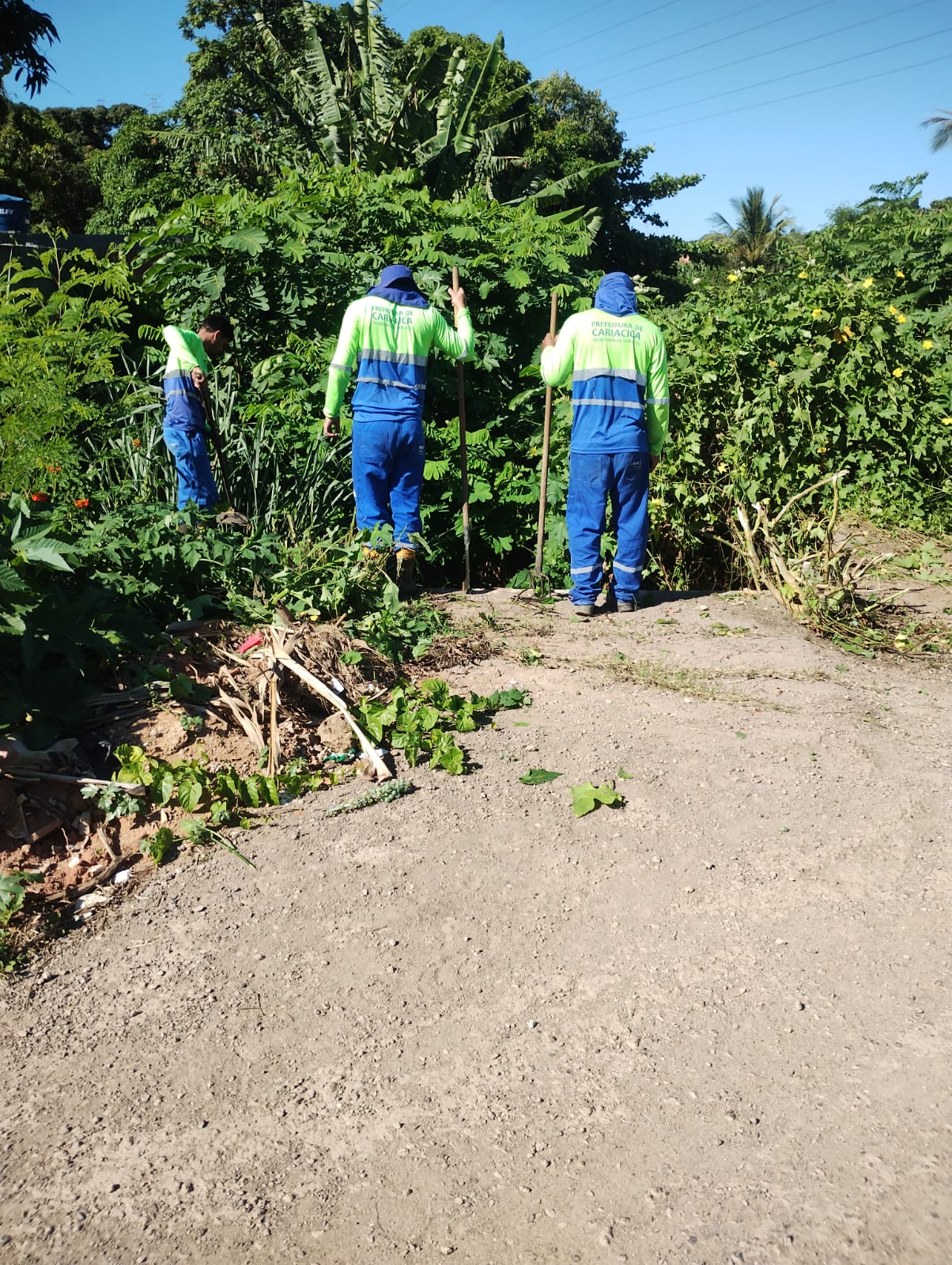 Prefeitura reforça ações de manutenção em diversos bairros de Cariacica nesta quarta-feira (18)