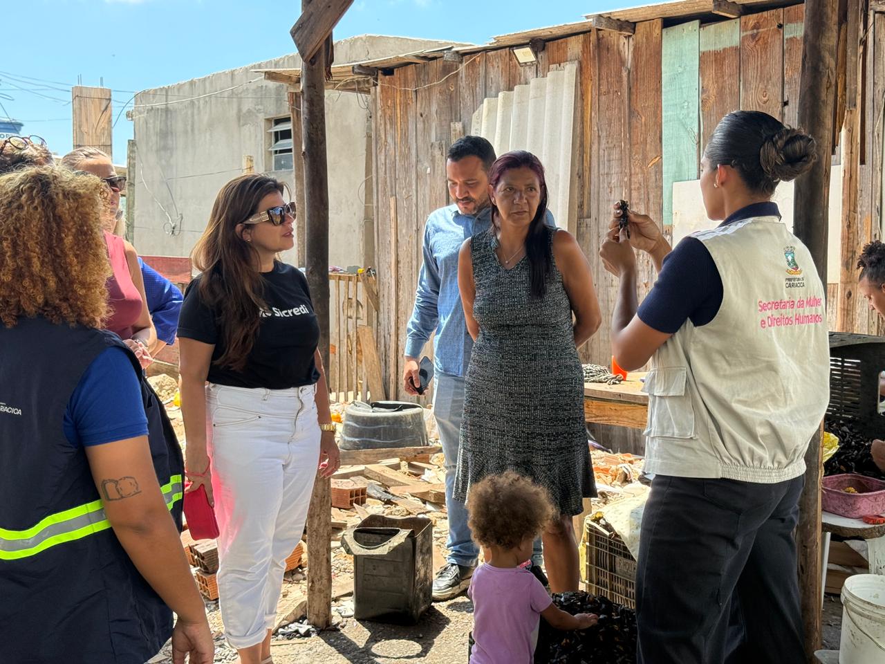Marisqueiras de Porto de Santana recebem visita técnica de equipes da Prefeitura de Cariacica