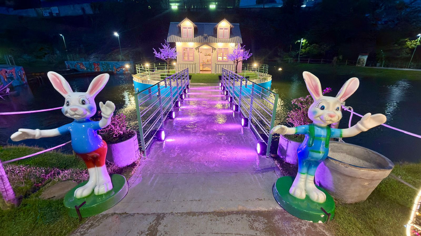 Cariacica ganha Vila da Páscoa e decoração especial em vários pontos da cidade; confira