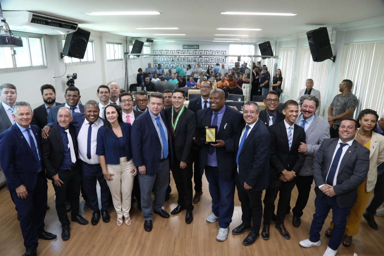 Prefeito Euclério Sampaio faz prestação de contas e destaca obras e investimentos em Cariacica