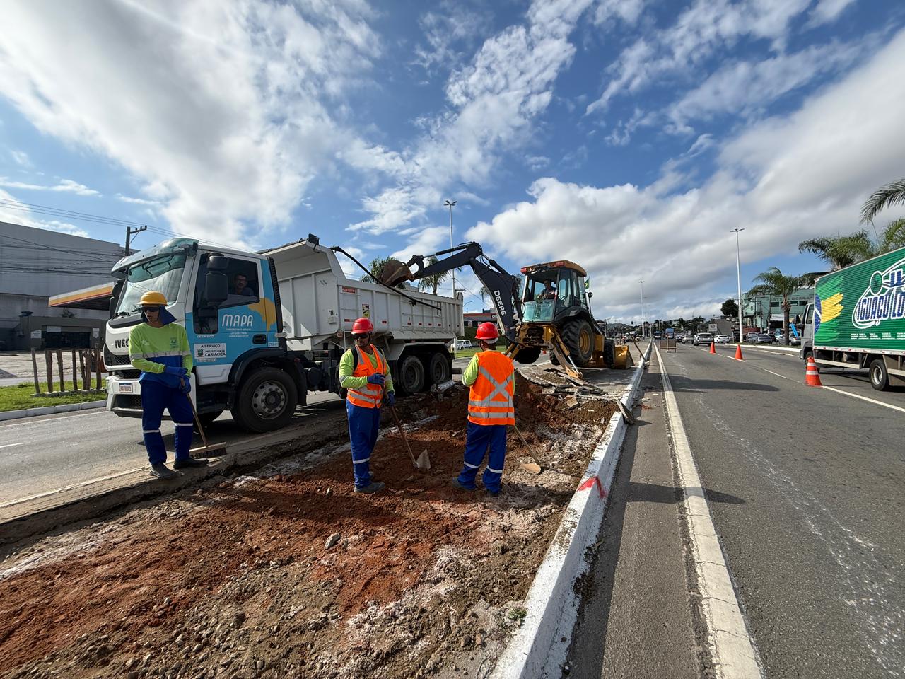 Novo viaduto: começam obras de desvios na Avenida Mário Gurgel 
