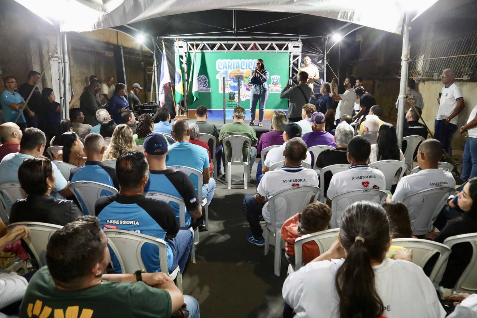 Moradores de Campina Grande comemoram entrega de seis ruas pavimentadas