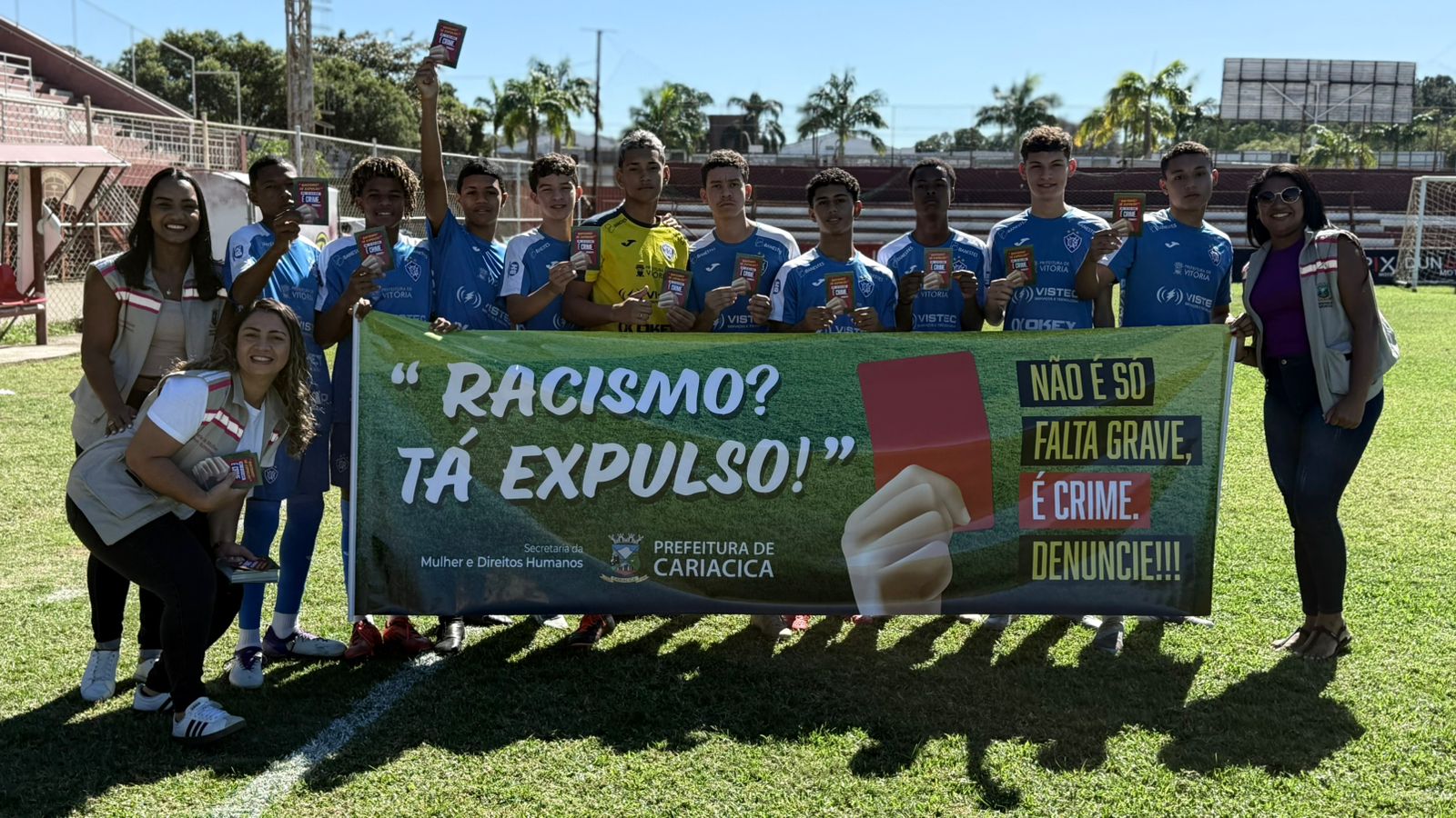 Secretaria da Mulher e de Direitos Humanos realiza ação de combate ao racismo no Estádio Engenheiro Alencar Araripe
