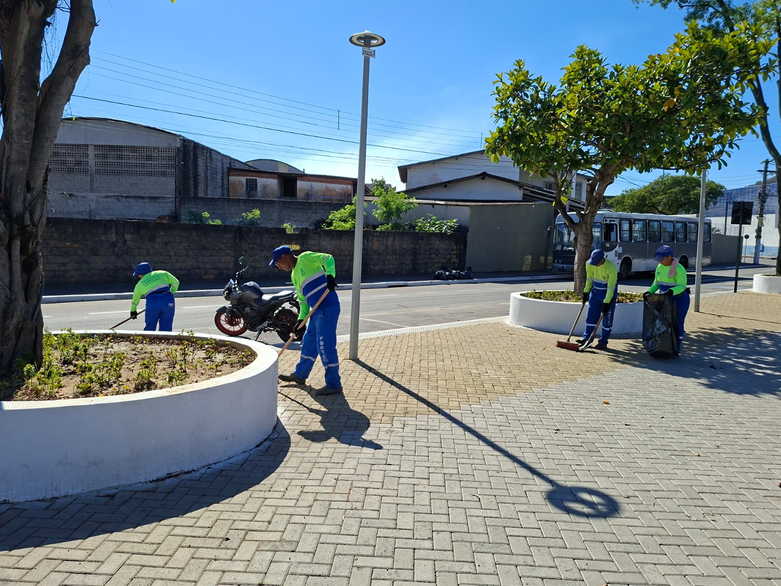 De Campo Grande a Cariacica-Sede: Prefeitura realiza limpeza em praças e grandes avenidas neste domingo (28)