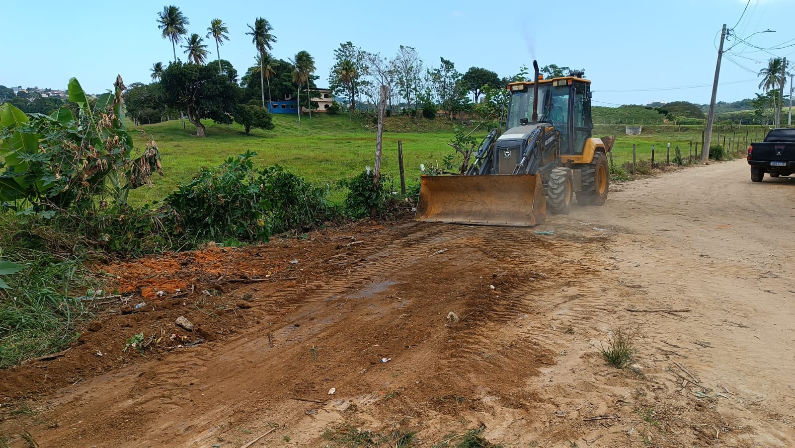  Estradas rurais recebem melhorias para facilitar escoamento da produção agrícola