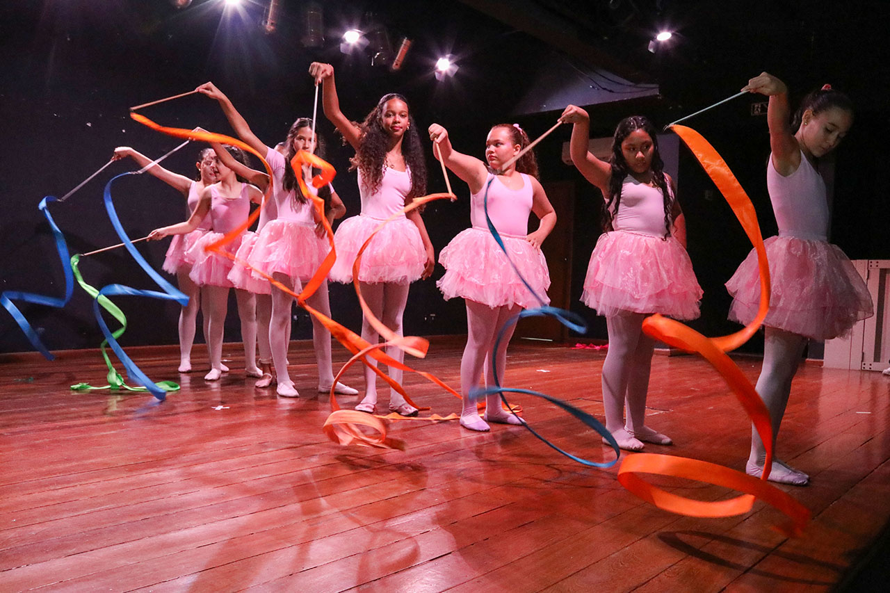 Frei Civitella recebe Mostra de Dança do Programa Semearte