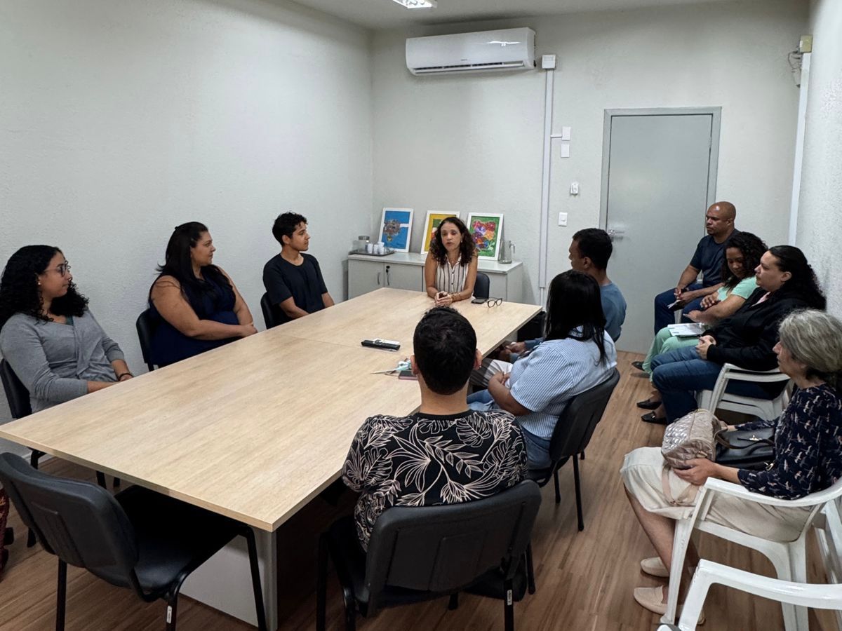 Novos agentes administrativos tomam posse para reforçar trabalho da Educação