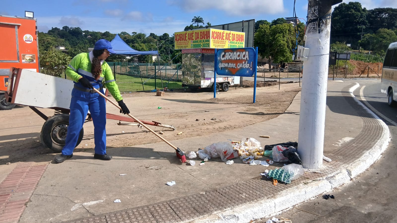 Prefeitura intensifica serviços de limpeza urbana no feriado da Proclamação da República