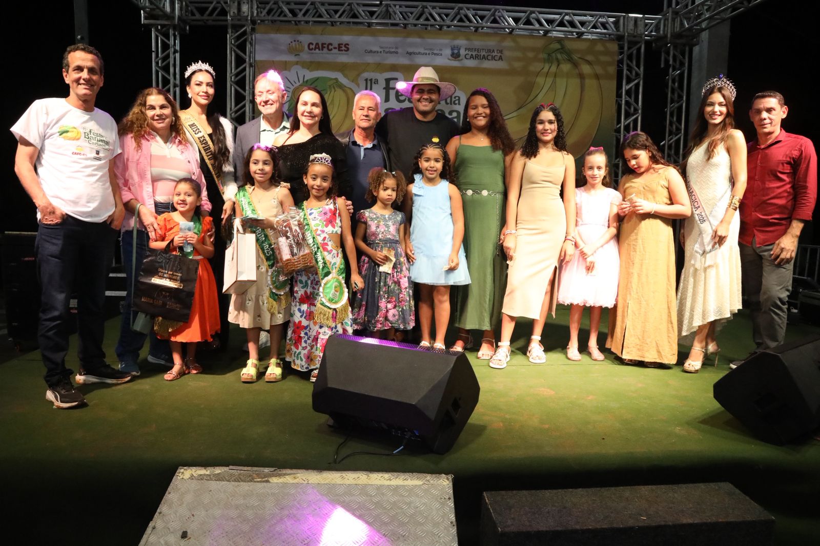 Eleição da Rainha Mirim e shows musicais marcam 1º dia da Festa da Banana