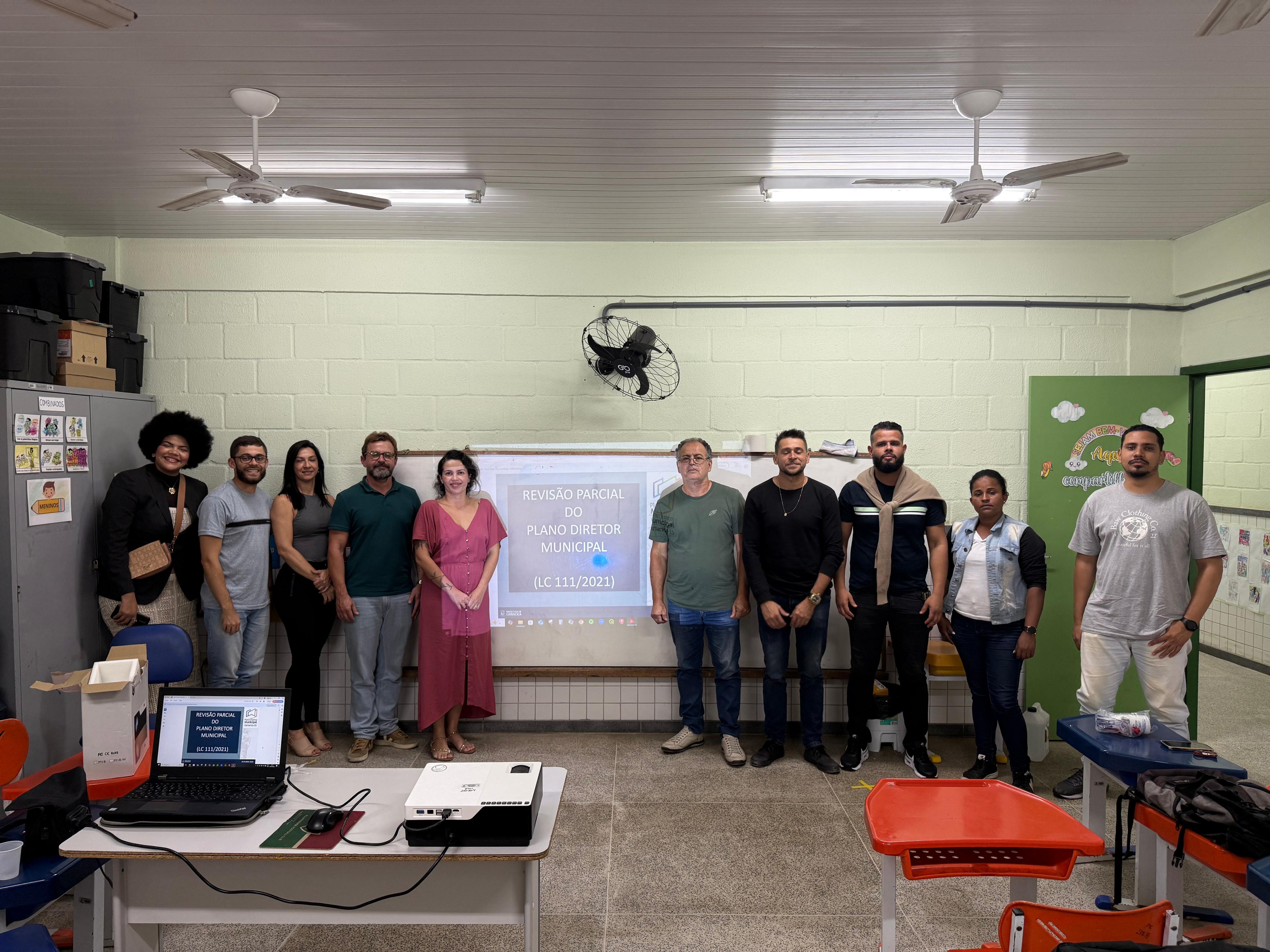 Cariacica promove audiência pública sobre revisão do Plano Diretor Municipal em Jardim Campo Grande