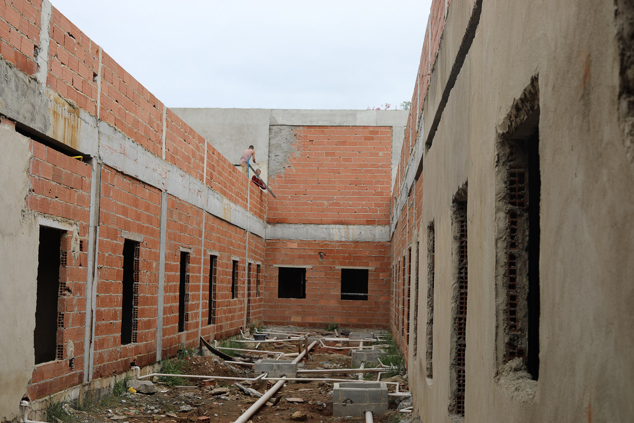 Construção da Unidade de Saúde de Porto de Santana segue com quase 80% das obras realizadas