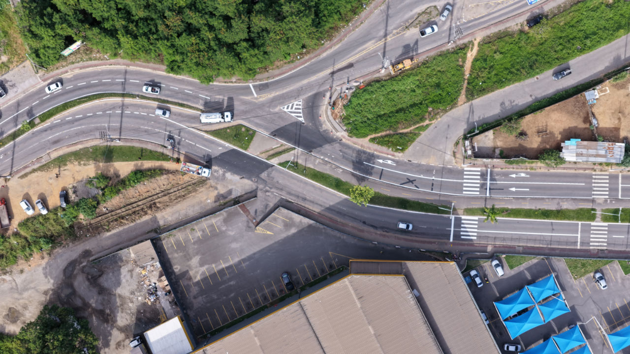 Mudança no trânsito permite novo acesso ao bairro Rosa da Penha pela Avenida Alice Coutinho