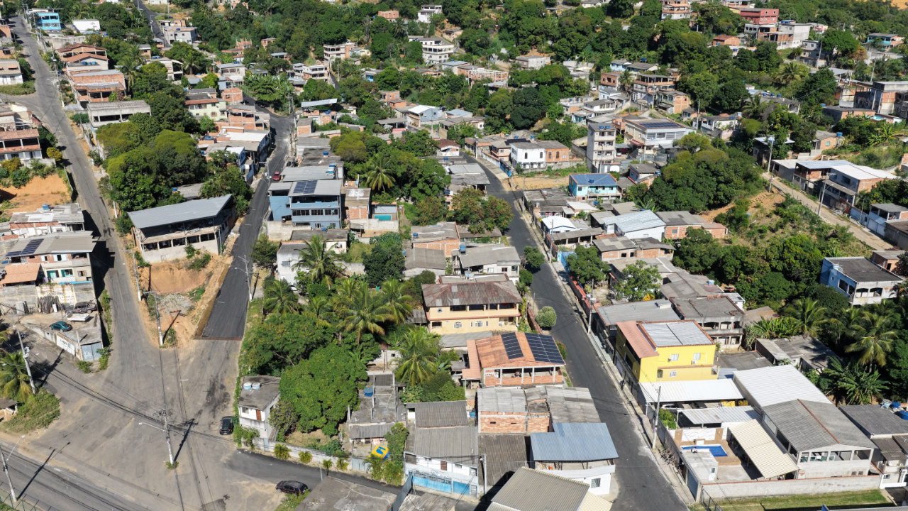 Cariacica avança na mobilidade por meio de pavimentação em diversos bairros