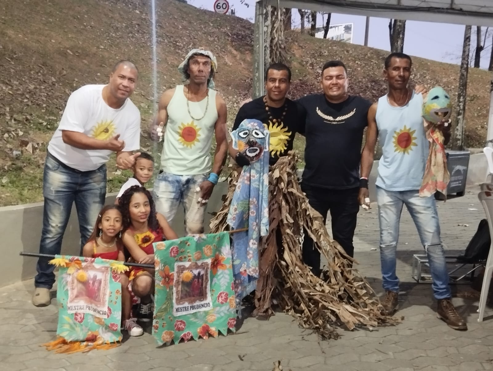 Cia Cumby leva história em forma de show para o Carnaval de Congo de Roda D’Água 