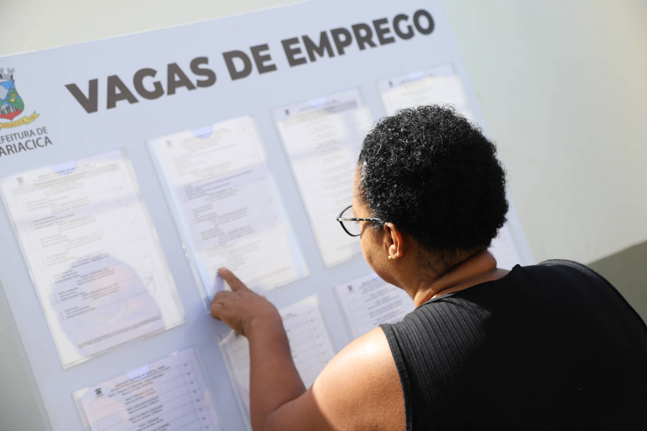 Está em busca de emprego? Cariacica oferece mais de 1,4 mil vagas a partir de segunda-feira (10)