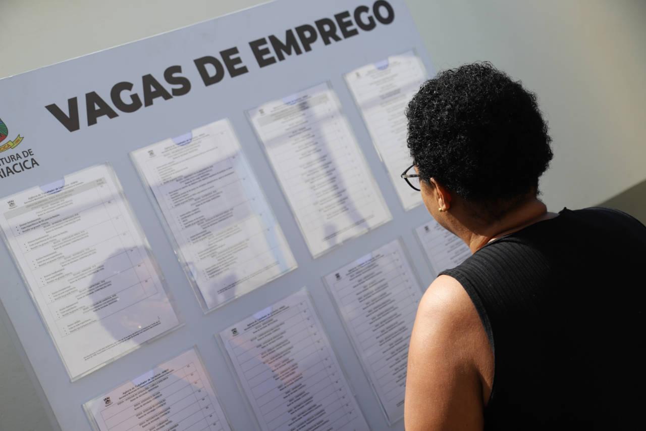 Agência do Trabalhador de Cariacica abre mais de 1,3 mil vagas de emprego a partir de segunda-feira (20)