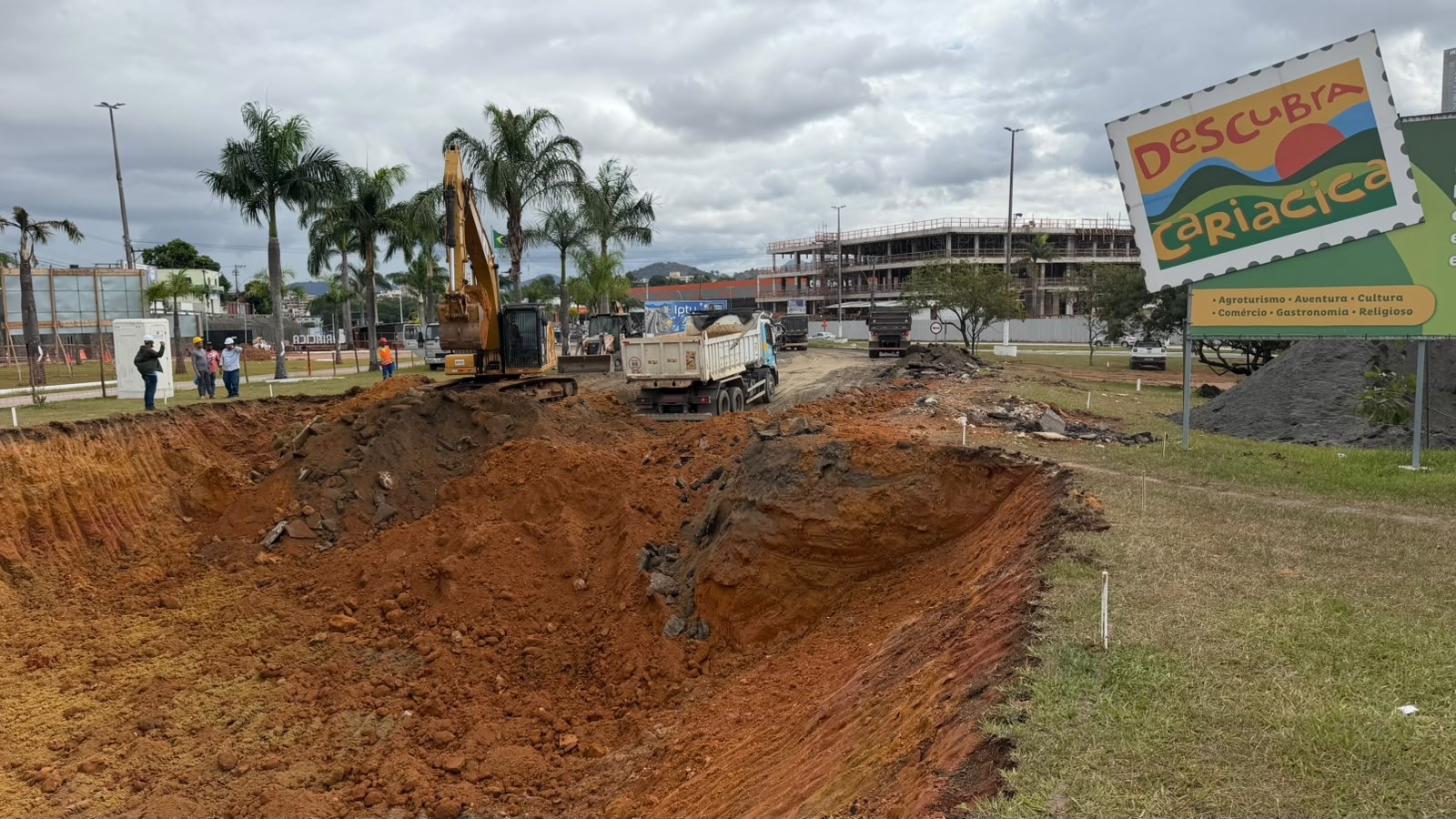 Obras do Viaduto e Mergulhão de Alto Lage não param durante o feriado de Corpus Christi