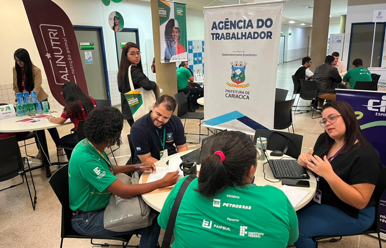 Agência do Trabalhador de Cariacica participa da Feira da Empregabilidade no Ifes com oferta de mil vagas 