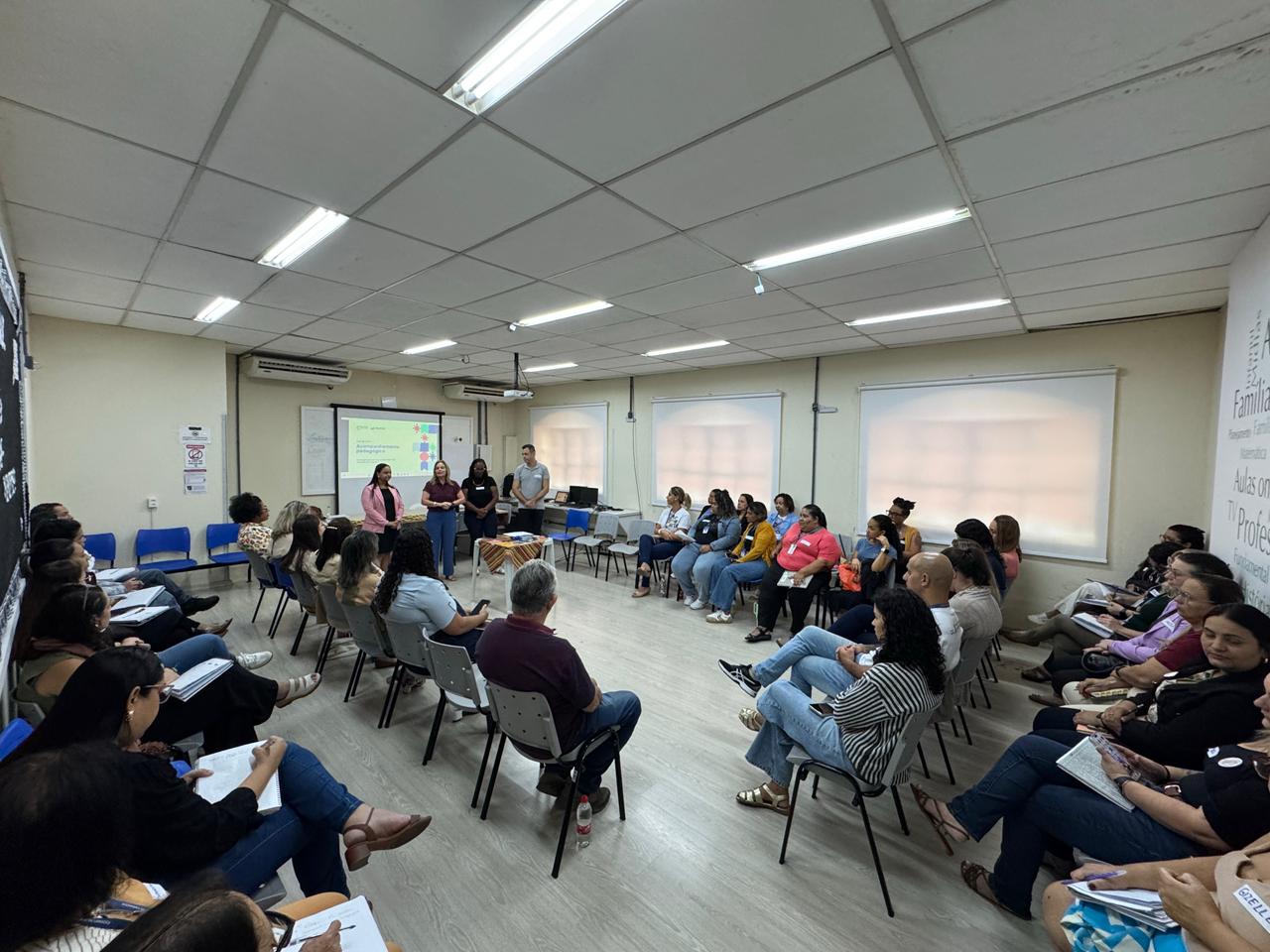Formação fortalece atuação de técnicos pedagógicos da rede municipal de ensino