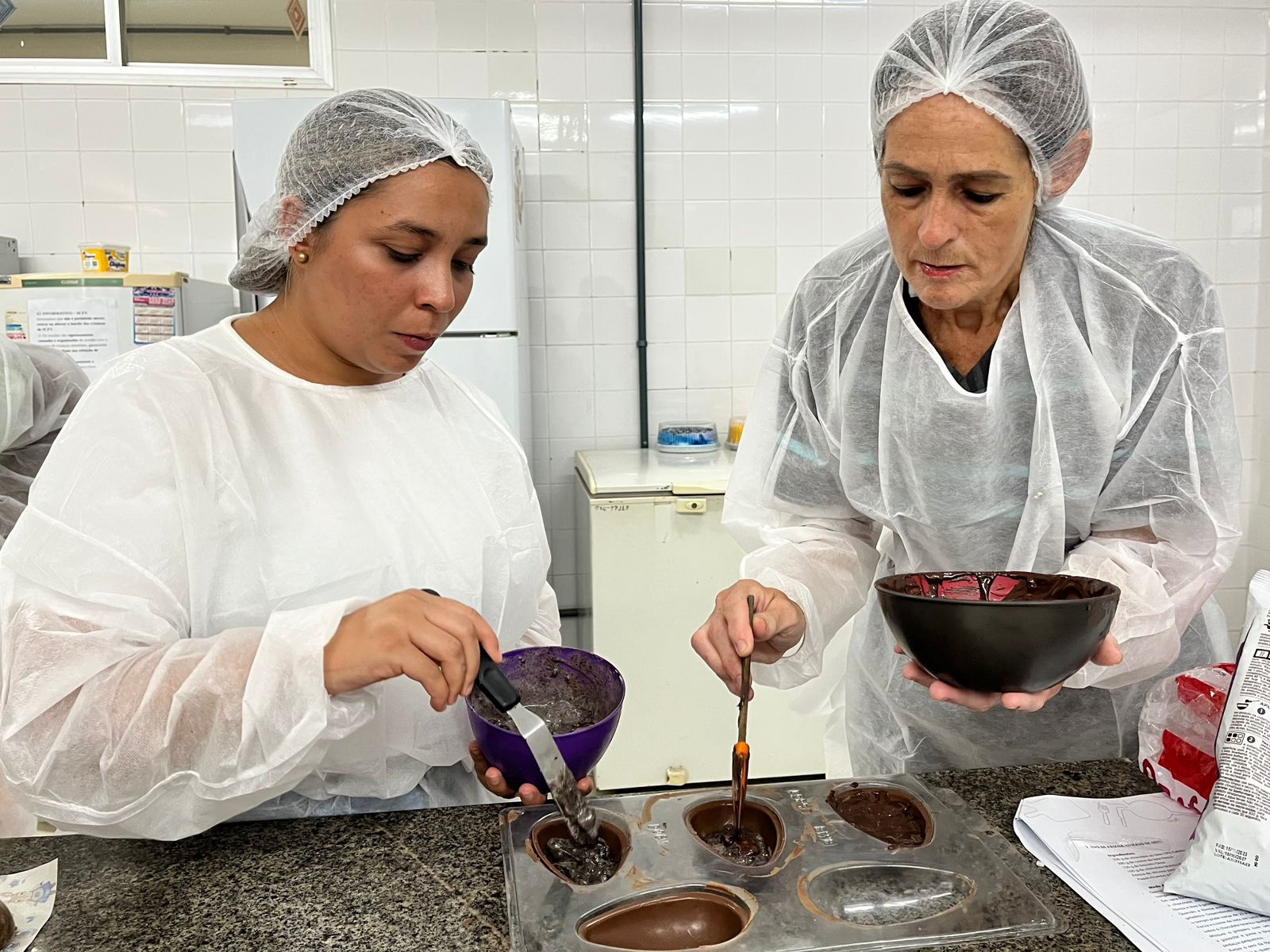 Curso de  Ovos de Páscoa Gourmet abre caminho para geração de emprego e renda em Cariacica
