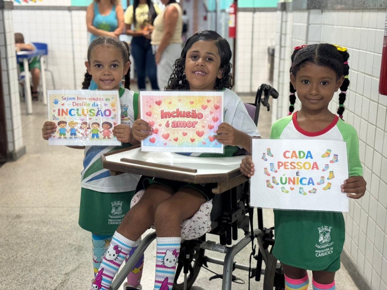 Meias trocadas: escola em Nova Rosa da Penha realiza ação em alusão ao Dia Mundial da Síndrome de Down