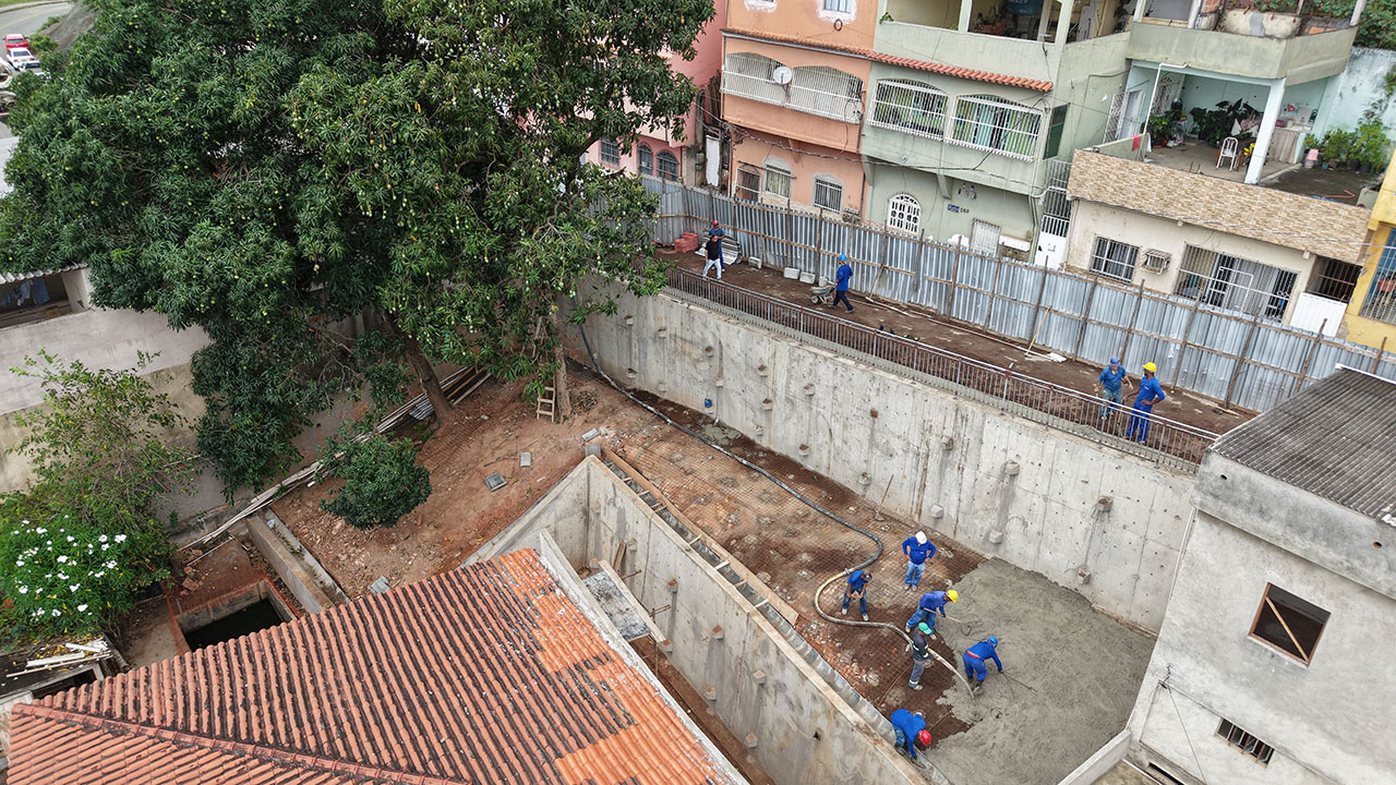 Obra do muro de contenção em Porto de Santana entra na fase final e integra pacote de investimentos
