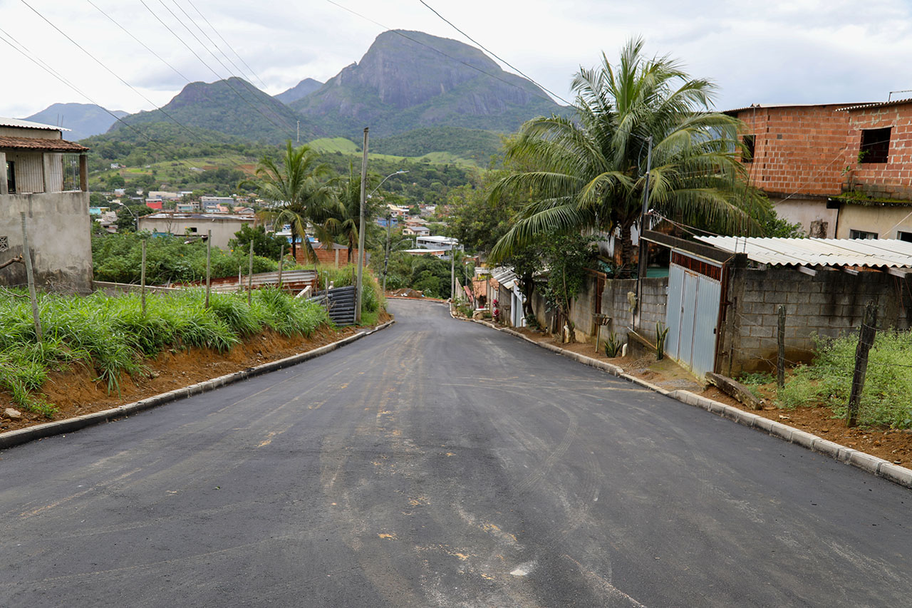 Secretaria de Serviços conclui pavimentação de ruas no bairro Planeta