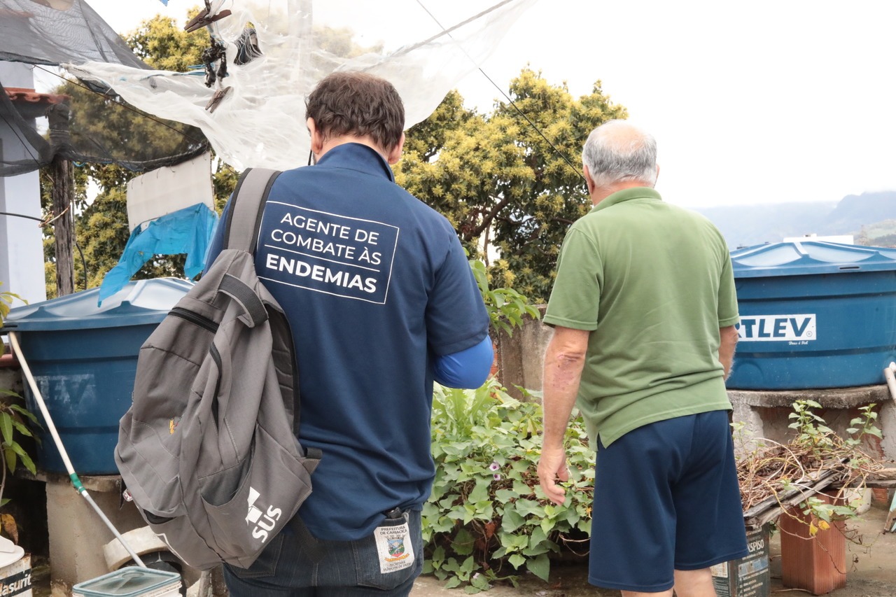 Cariacica realiza ações de combate à dengue com visitas domiciliares