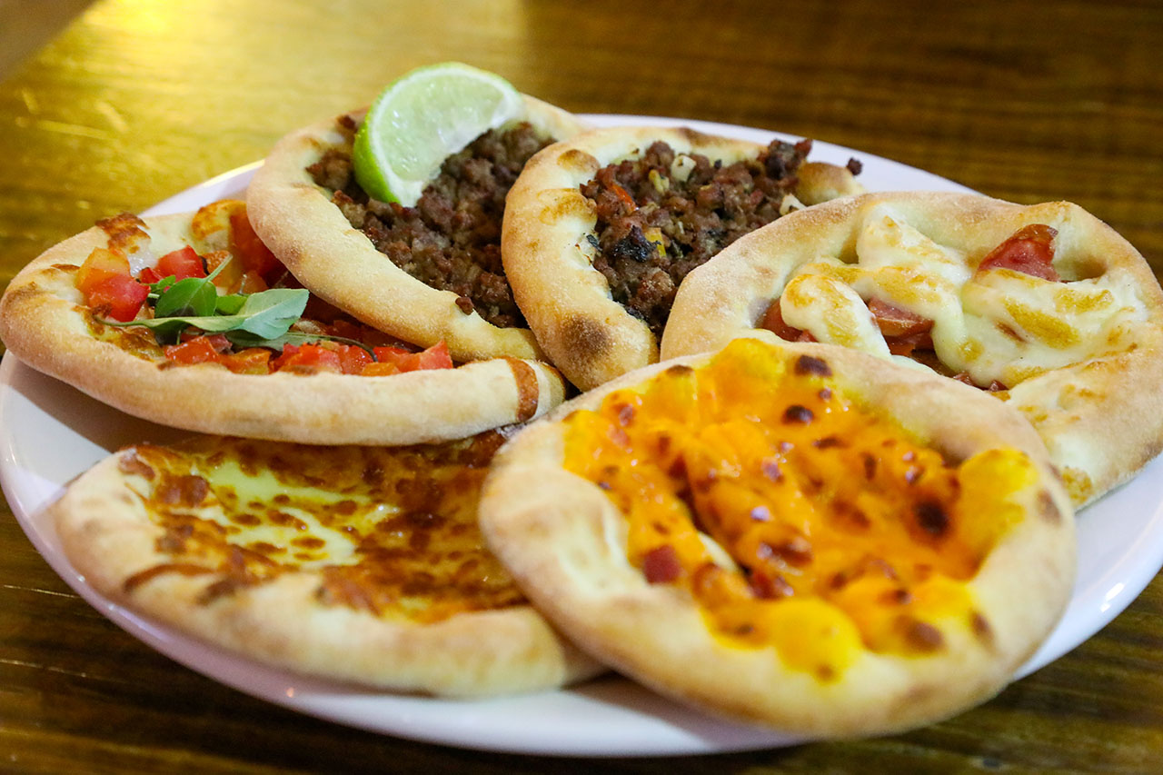 Polo Gastronômico de Vila Palestina oferece sabores que vão de comida caseira à culinária árabe