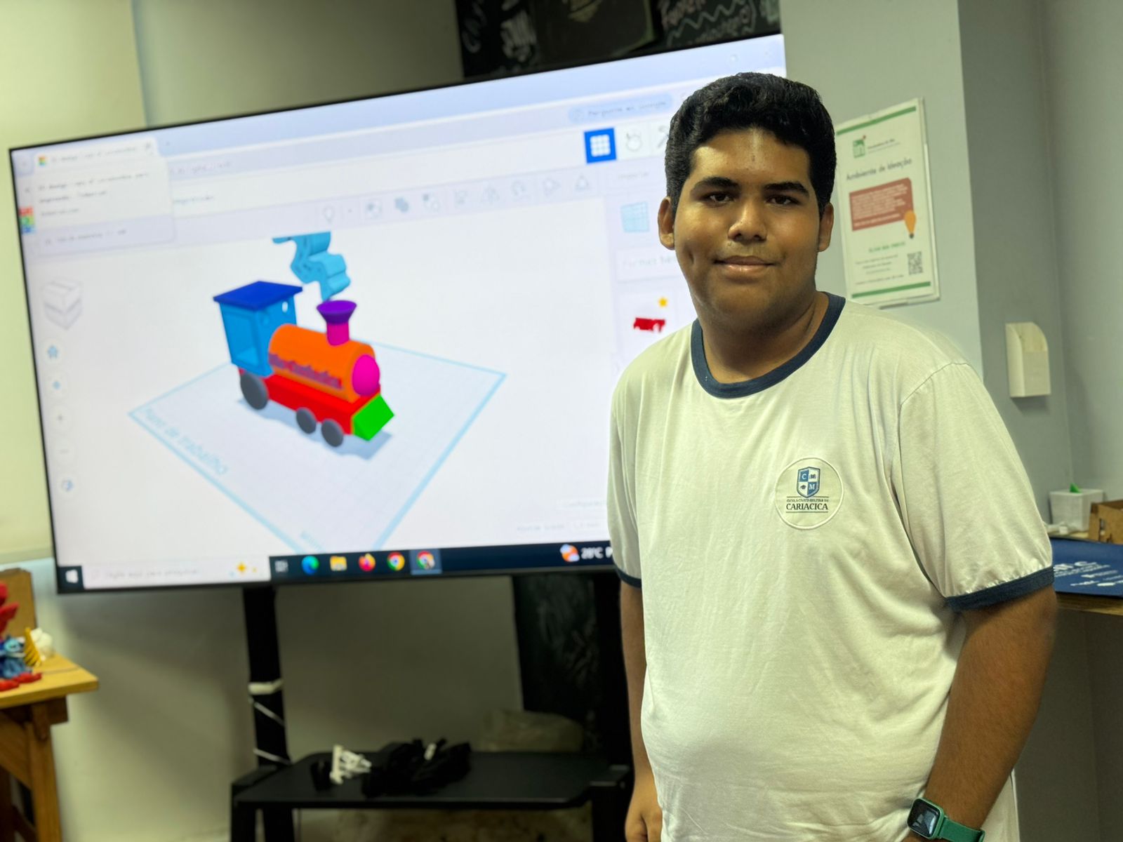 Habilidade e criatividade: aluno da rede municipal se destaca no Projeto Cultura Maker no Ifes